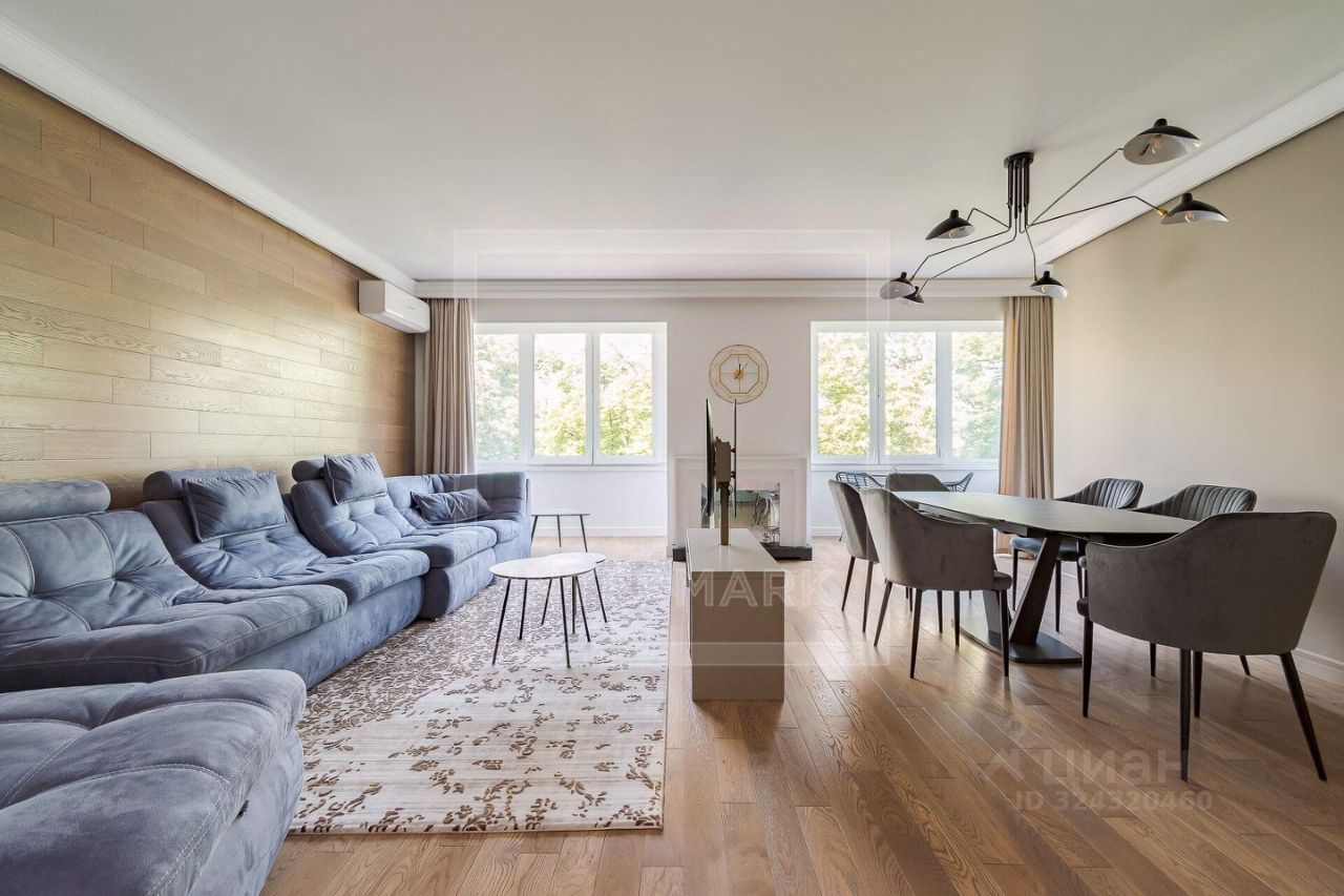 Аренда 4-комн квартиры на вторичном рынке Большой Патриарший переулок, 8С1