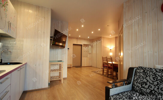 Аренда 2-комн квартиры на вторичном рынке Шуваловский проспект,  д. 37 к1