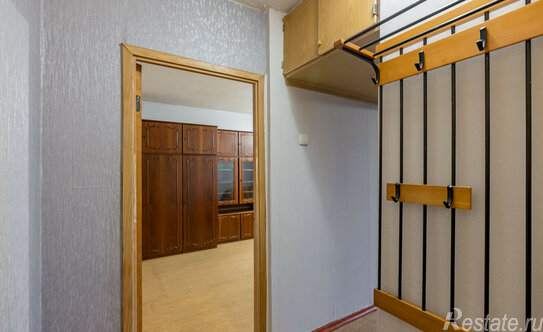 Продажа 1-комн квартиры на вторичном рынке Новочеркасский б-р,  д. 1