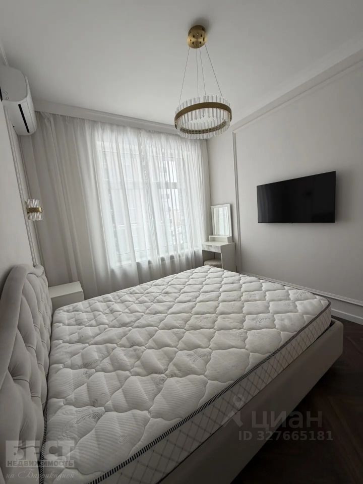 Продажа 2-комн квартиры на вторичном рынке улица Мневники, 5