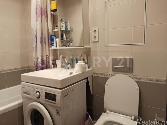 Продажа 2-комн квартиры на вторичном рынке Лобня, Авиационная ул,  д. 16