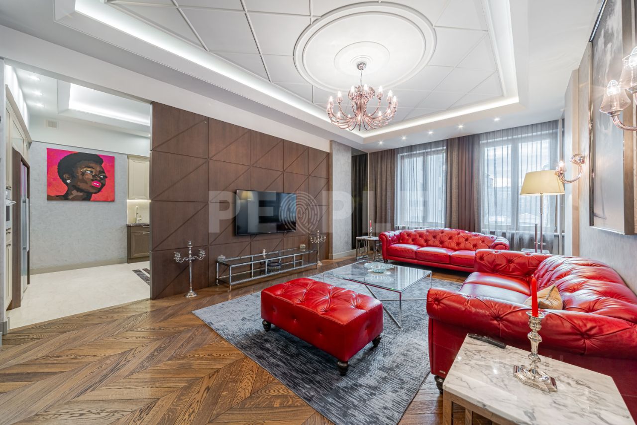 Продажа 3-комн квартиры на вторичном рынке Студенческая улица, 20