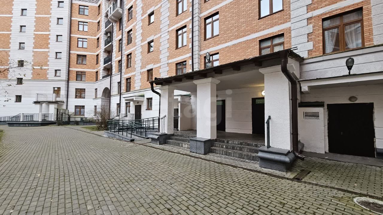 Продажа 2-комн квартиры на вторичном рынке Опалиха мкр, улица Дежнева, 11