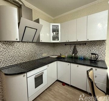 Продажа 1-комн квартиры на вторичном рынке Лазурная улица