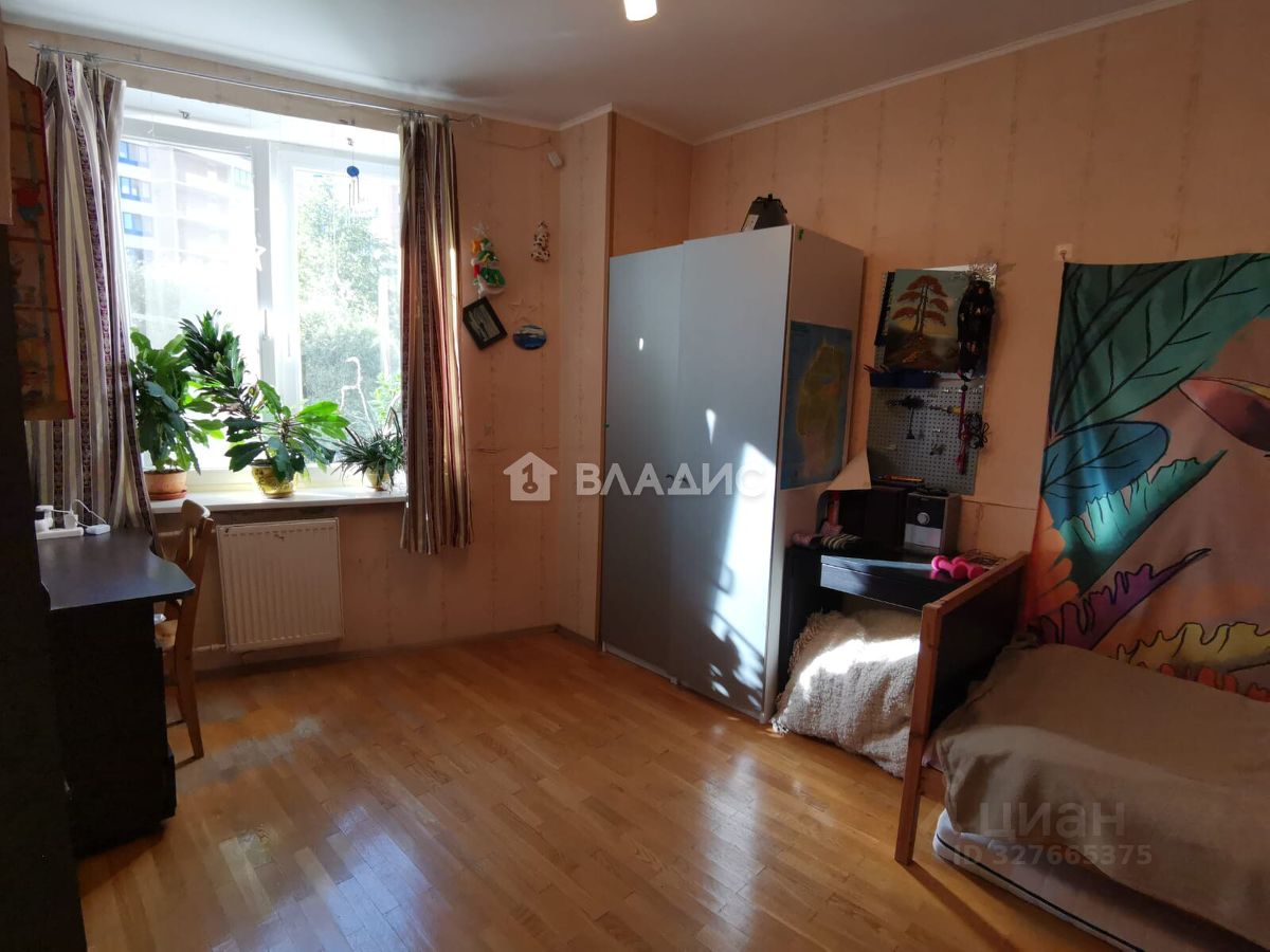 Продажа 4-комн квартиры на вторичном рынке Красногорск, Лесная улица, 13