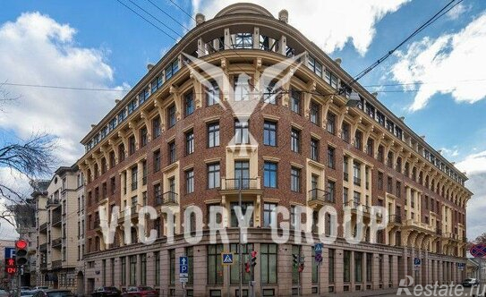 Продажа 5-комн квартиры на вторичном рынке Левшинский Б. пер,  д. 11