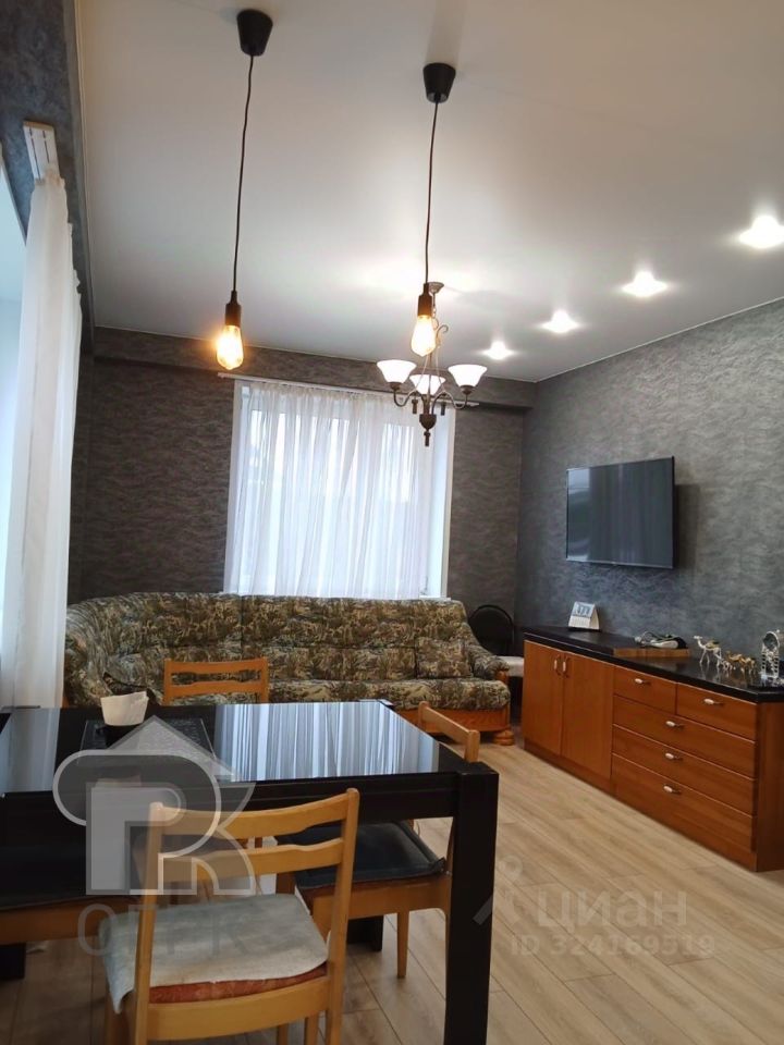 Продажа 2-комн квартиры на вторичном рынке Новое Бисерово-2 мкр, с. Бисерово,  д. 6