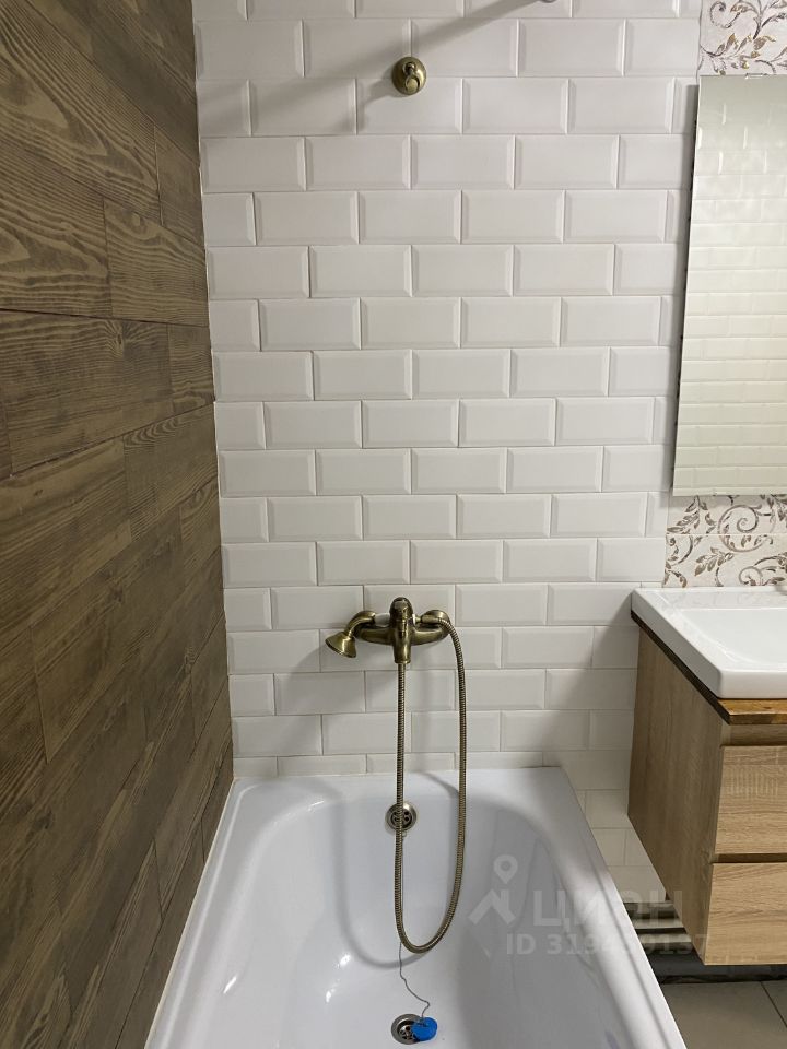 Продажа 1-комн квартиры на вторичном рынке с. Строкино, улица 1-я Солнечная, 2