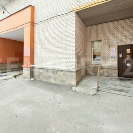 Продажа 1-комн квартиры на вторичном рынке Ветеранов пр-кт,  д. 122