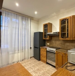 Продажа 2-комн квартиры на вторичном рынке Варшавская ул,  д. 32