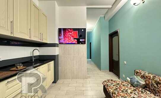 Продажа 2-комн квартиры на вторичном рынке 5-й микрорайон, Школьная улица,  д. 23