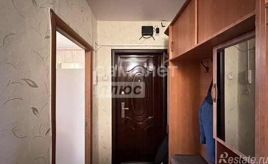 Продажа 3-комн квартиры на вторичном рынке Совхозная улица,  д. 4 к3