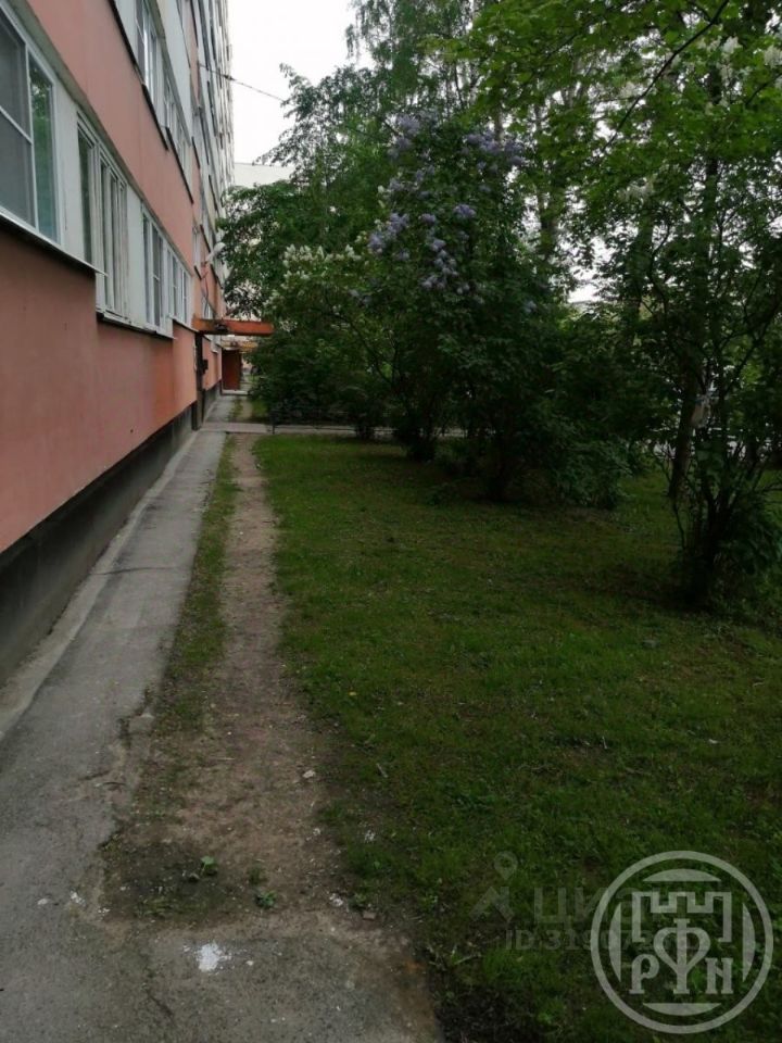 Продажа 3-комн квартиры на вторичном рынке проспект Маршала Жукова, 32К1