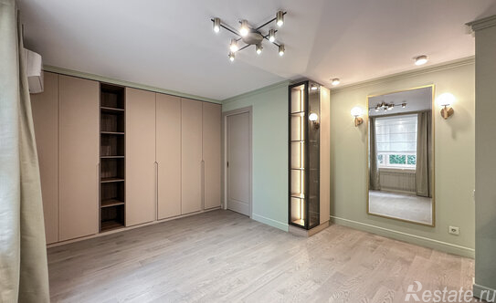 Продажа 1-комн квартиры на вторичном рынке Монетчиковский 1-й пер,  д. 8