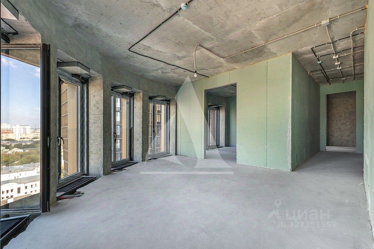 Продажа 4-комн квартиры на вторичном рынке Дружинниковская улица, 15А