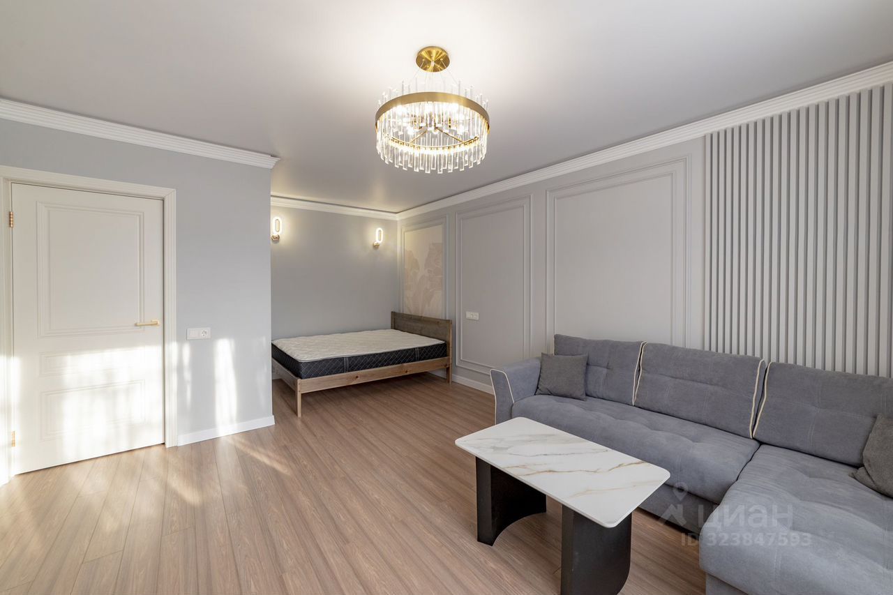 Аренда 1-комн квартиры на вторичном рынке улица Декабристов, 10К2