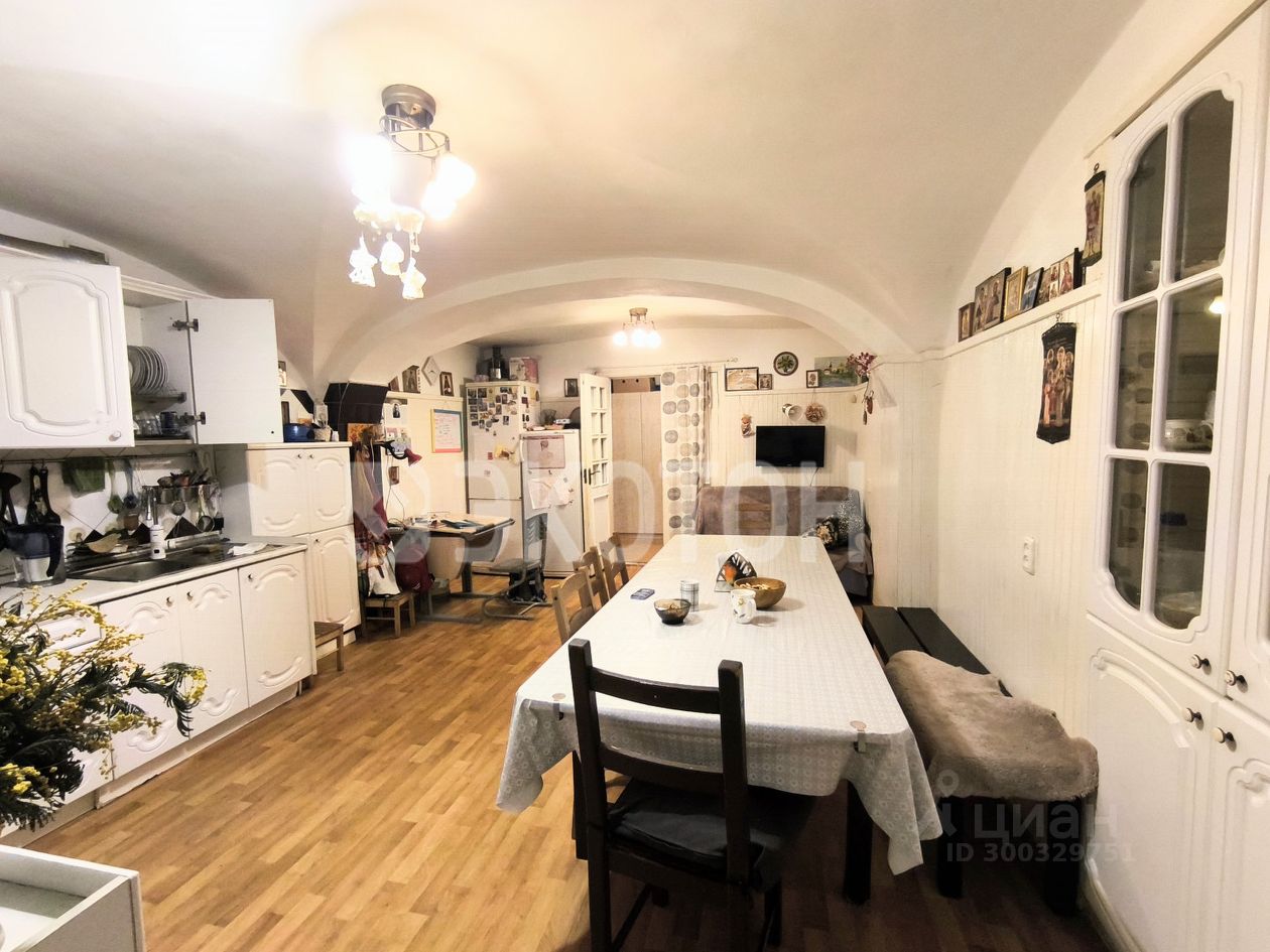 Продажа 3-комн квартиры на вторичном рынке набережная Реки Фонтанки, 164