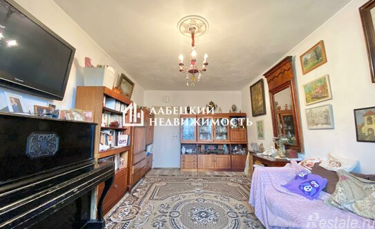 Продажа 3-комн квартиры на вторичном рынке Пулковское шоссе,  д. 13 к4