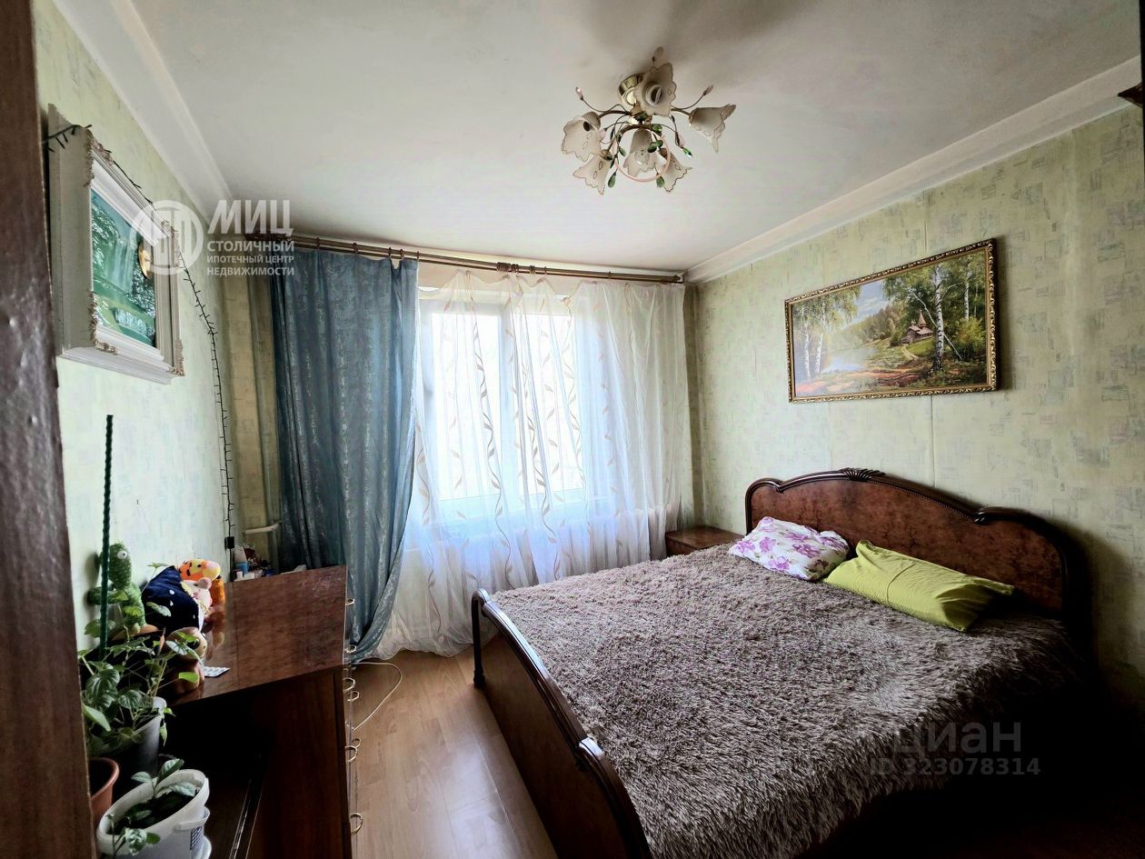 Продажа 2-комн квартиры на вторичном рынке д. Ложки, Центральная улица, 1