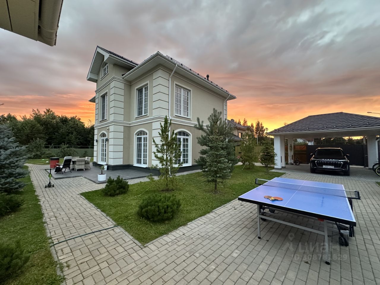 Продажа дома Петергоф, Собственный проспект, 54