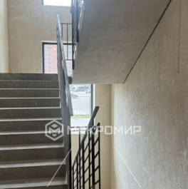 Продажа 3-комн квартиры на вторичном рынке наб Макарова,  д. 58,  к. 1