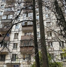 Продажа 2-комн квартиры на вторичном рынке Смольная улица,  д. 47