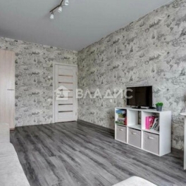 Продажа 2-комн квартиры на вторичном рынке Лавриненко ул,  д. 13,  к. 3