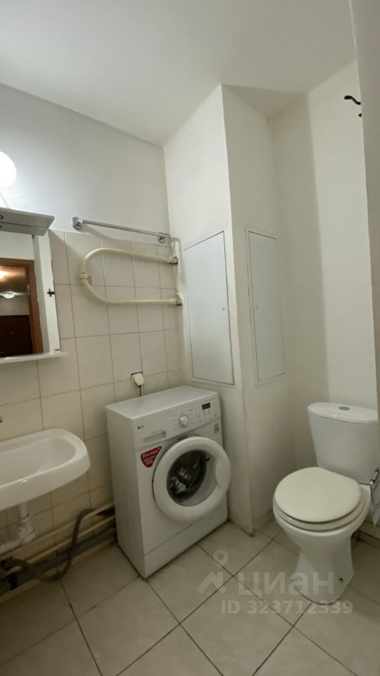 Аренда 3-комн квартиры на вторичном рынке Химки, улица Горшина, 3к2