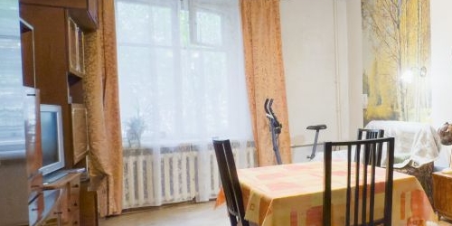 2-комн квартира улица Савушкина, 17