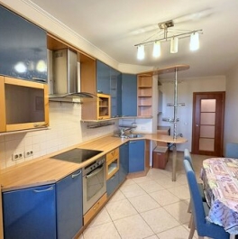 Продажа 3-комн квартиры на вторичном рынке Академическая Б. ул,  д. 9 к1