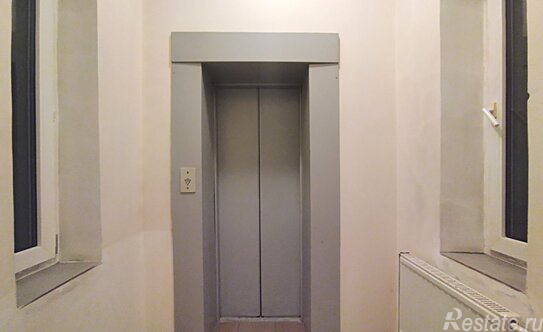 Продажа 2-комн квартиры на вторичном рынке Разночинная Б. ул,  д. 11