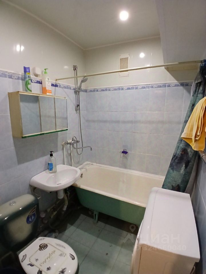 Продажа 2-комн квартиры на вторичном рынке 3-й мкр,  д. 12