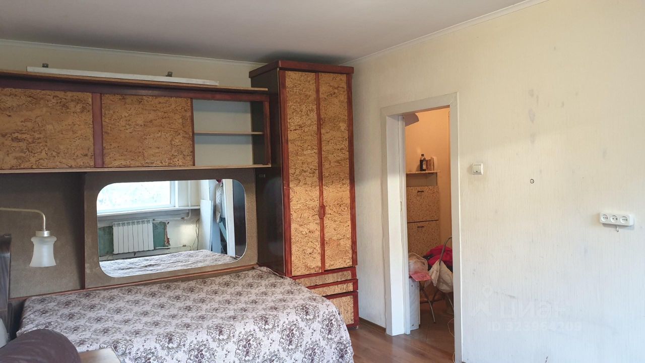 Продажа 1-комн квартиры на вторичном рынке Будапештская улица, 3К2