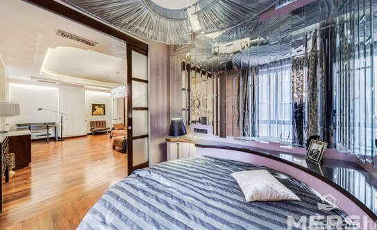 Продажа 3-комн квартиры на вторичном рынке Зачатьевский 1-й пер,  д. 5