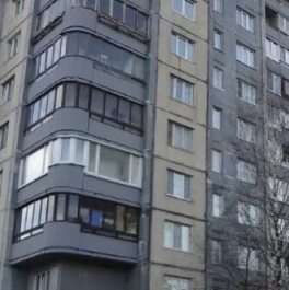 Продажа 1-комн квартиры на вторичном рынке Индустриальный пр-кт,  д. 13