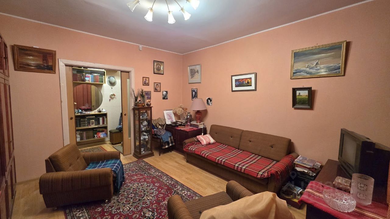 Продажа 2-комн квартиры на вторичном рынке Елецкая улица, 9К2