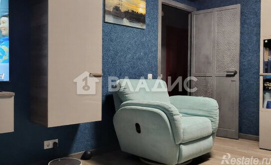 Продажа 2-комн квартиры на вторичном рынке улица Михайлова,  д. 30А к3