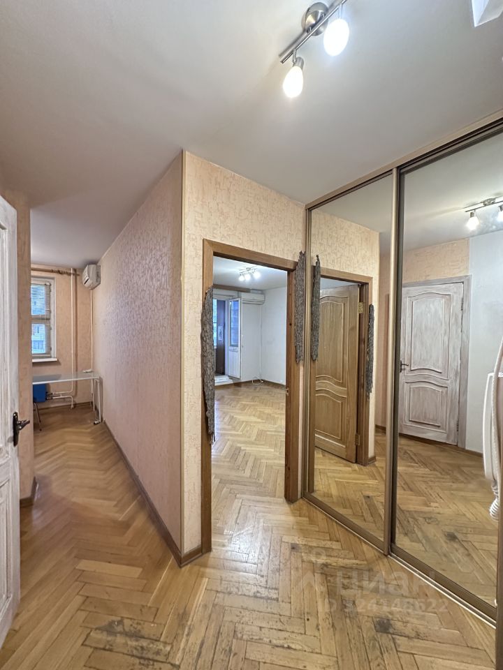 Продажа 1-комн квартиры на вторичном рынке Кастанаевская улица, 12к1