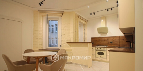 2-комн квартира Римского-Корсакова пр-кт,  д. 3