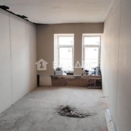 Продажа 5-комн квартиры на вторичном рынке Зверинская улица,  д. 5