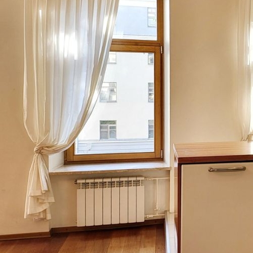 4-комн квартира 13-я Васильевского острова линия, 44