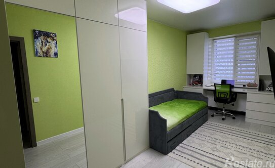 Продажа 2-комн квартиры на вторичном рынке ул Мосфильмовская,  д. 39,  к. 3