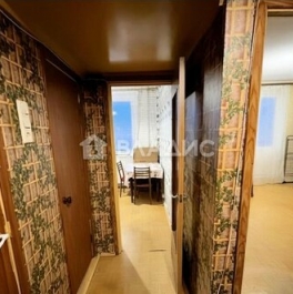 Продажа 1-комн квартиры на вторичном рынке улица Лескова,  д. 28 к1