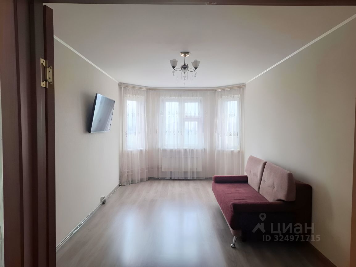 Продажа 3-комн квартиры на вторичном рынке Красная Горка мкр, улица Садовая,  д. 5к1