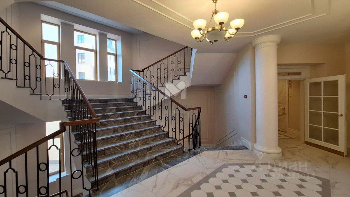 Продажа 2-комн квартиры на вторичном рынке улица Бармалеева, 22Б