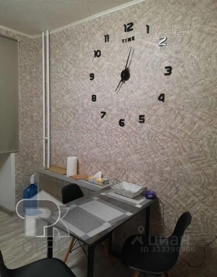 Продажа 2-комн квартиры на вторичном рынке пос. Гидроузла имени Куйбышева, 30