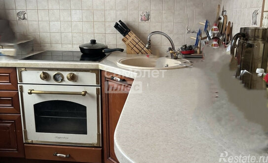 Продажа 1-комн квартиры на вторичном рынке Осенний бульвар,  д. 18 к2