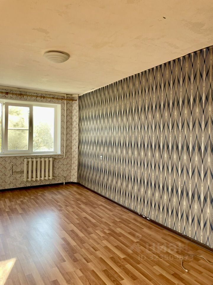 Продажа 3-комн квартиры на вторичном рынке Кингисепп, Крикковское шоссе, 5