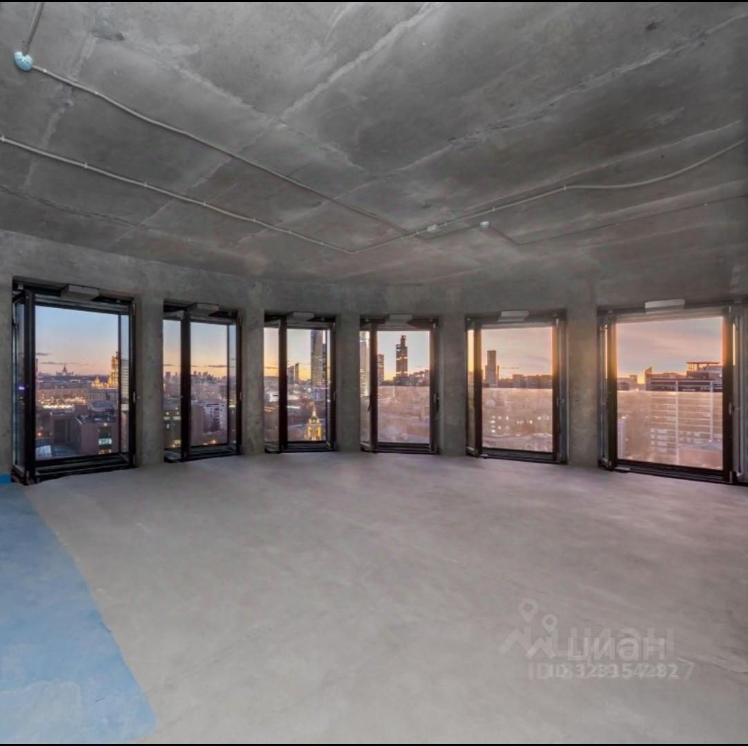 Продажа 4-комн квартиры на вторичном рынке Дружинниковская улица, 15