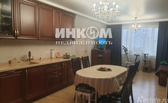 Продажа 4-комн квартиры на вторичном рынке улица Герасима Курина,  д. 26